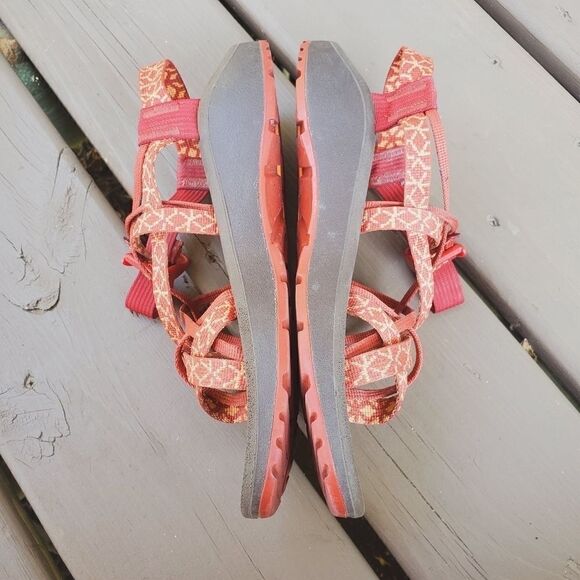 Chaco Z/Cloud X2 Remix - Graph Peach Classic Strappy Sandals Woman's 9 - Picture 5 of 9